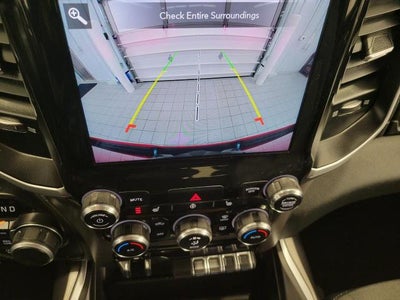 2021 RAM 1500 Big Horn 4x4 Crew Cab 5'7 Box