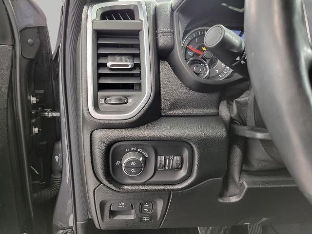 2019 RAM 1500 Laramie 4x4 Crew Cab 5'7 Box