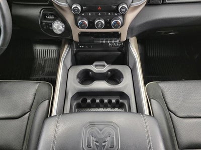 2019 RAM 1500 Laramie 4x4 Crew Cab 5'7 Box