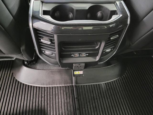 2019 RAM 1500 Laramie 4x4 Crew Cab 5'7 Box