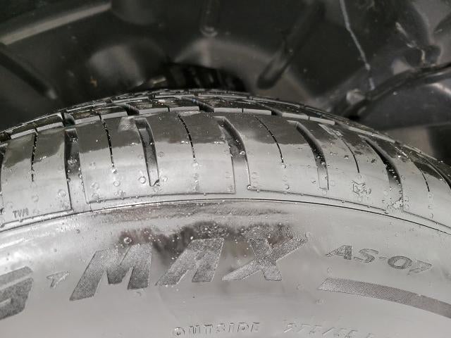 2019 RAM 1500 Laramie 4x4 Crew Cab 5'7 Box