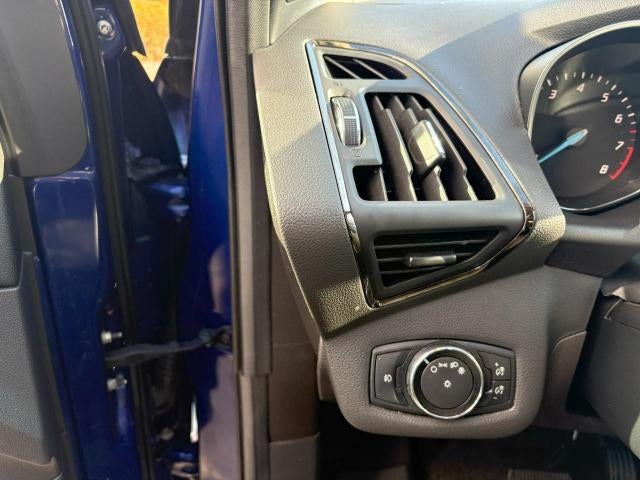 2014 Ford Escape FWD 4dr Titanium