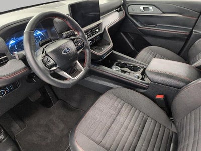 2025 Ford Explorer ST-Line 4WD
