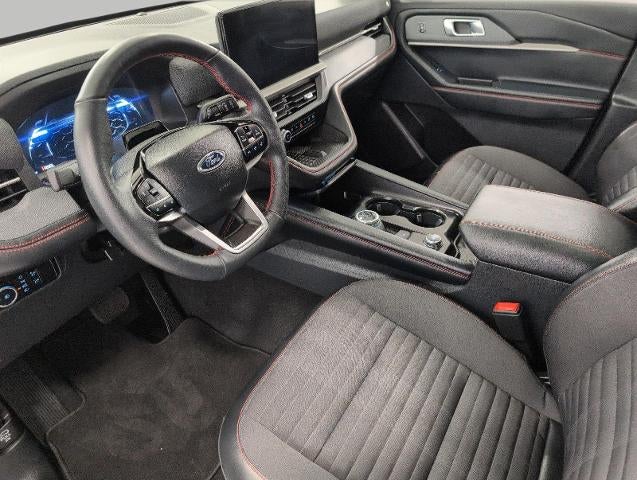 2025 Ford Explorer ST-Line 4WD