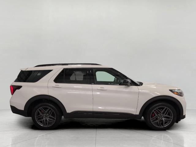 2025 Ford Explorer ST-Line 4WD