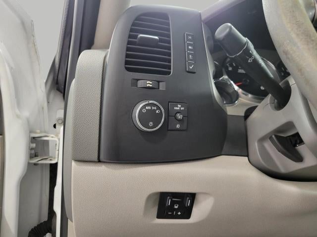 2013 Chevrolet Silverado 3500 HD 4WD Crew Cab 153.7 SRW LT