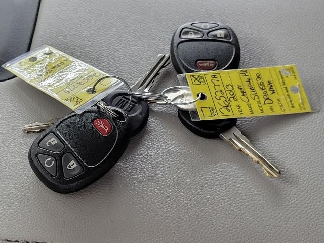 2013 Chevrolet Silverado 3500 HD 4WD Crew Cab 153.7 SRW LT