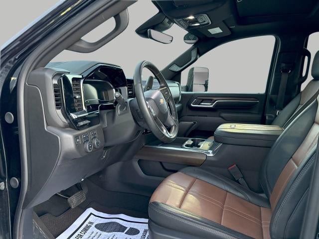 2025 Chevrolet Silverado 3500 HD 4WD Crew Cab 159 High Country