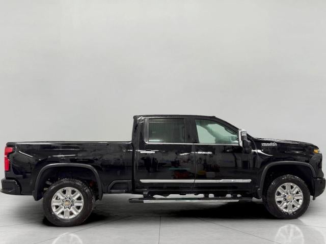 2025 Chevrolet Silverado 3500 HD 4WD Crew Cab 159 High Country