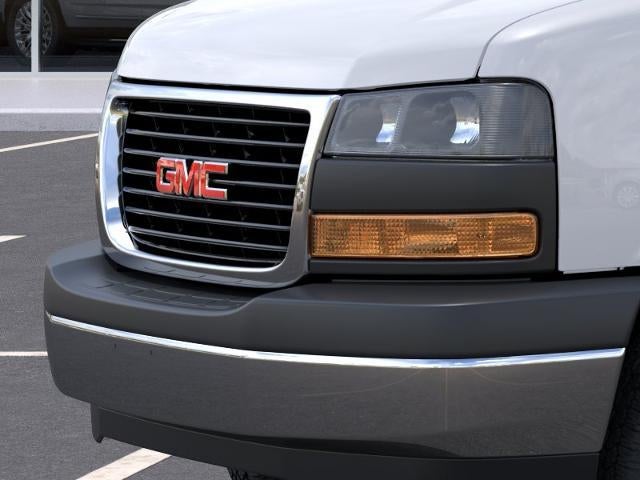 2025 GMC Savana Cutaway 3500 3500 Van 139