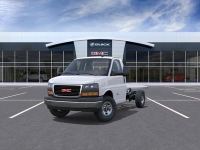 2025 GMC Savana Cutaway 3500 3500 Van 139