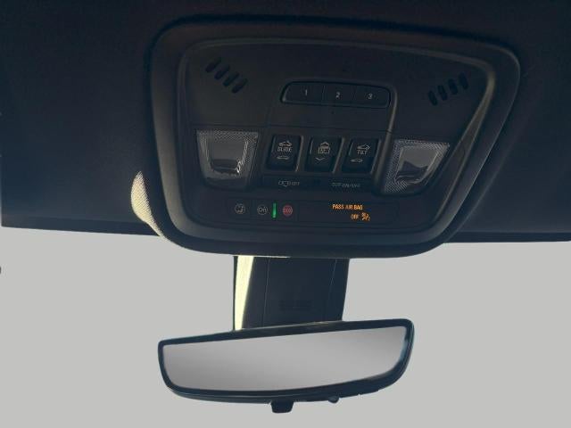 2023 Chevrolet Traverse AWD 4dr RS