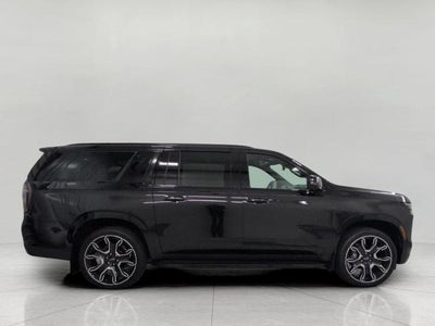 2025 Chevrolet Suburban 4WD 4dr RST