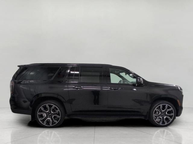 2025 Chevrolet Suburban 4WD 4dr RST