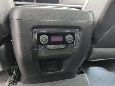 2025 Chevrolet Suburban 4WD 4dr RST