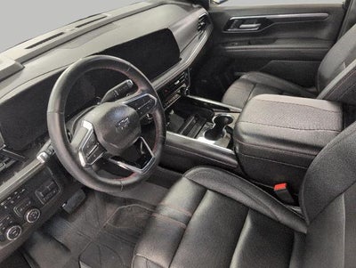 2025 Chevrolet Suburban 4WD 4dr RST