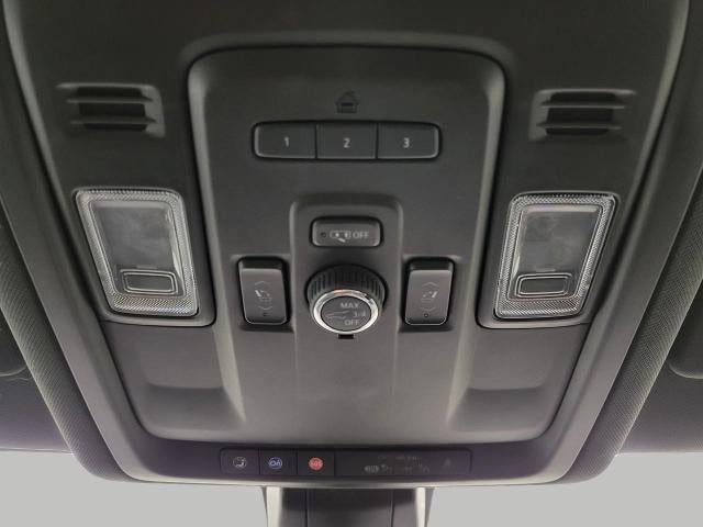 2021 Chevrolet Suburban 4WD 4dr High Country
