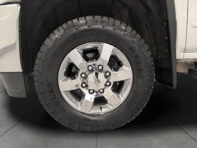 2019 GMC Sierra 2500 HD 4WD Crew Cab 153.7 SLE