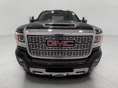 2019 GMC Sierra 2500 HD 4WD Crew Cab 153.7 Denali