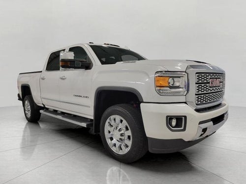 2018 GMC Sierra 2500 HD 4WD Crew Cab 153.7 Denali
