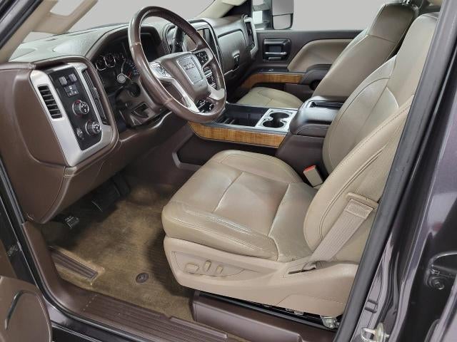 2015 GMC Sierra 2500 HD 4WD Double Cab 144.2 SLT