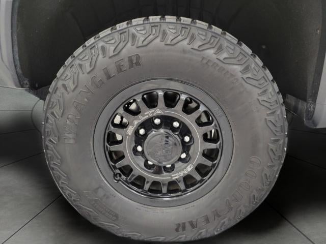 2024 GMC Sierra 2500 HD 4WD Crew Cab 159 AT4X