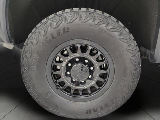 2024 GMC Sierra 2500 HD 4WD Crew Cab 159 AT4X