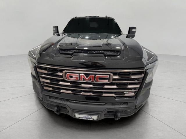2024 GMC Sierra 2500 HD 4WD Crew Cab 159 AT4X