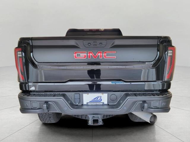 2024 GMC Sierra 2500 HD 4WD Crew Cab 159 AT4X
