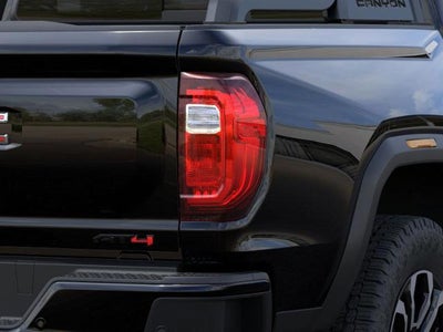 2025 GMC Canyon 4WD Crew Cab AT4