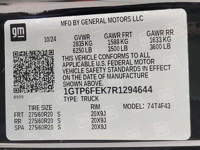 2024 GMC Canyon 4WD Crew Cab Denali