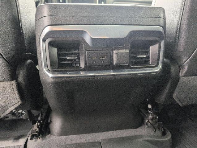 2022 GMC Sierra 1500 Limited 4WD Crew Cab 147 AT4