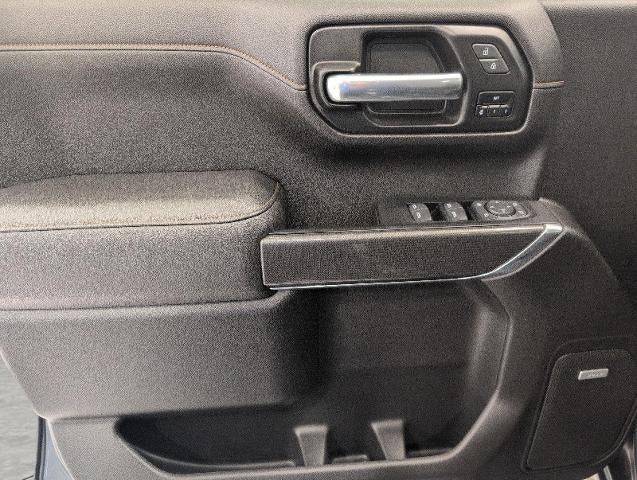 2022 GMC Sierra 1500 Limited 4WD Crew Cab 147 AT4