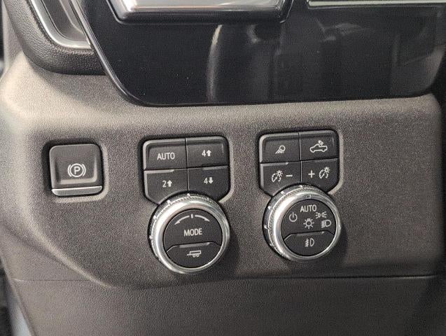 2023 GMC Sierra 1500 4WD Crew Cab 147 SLT