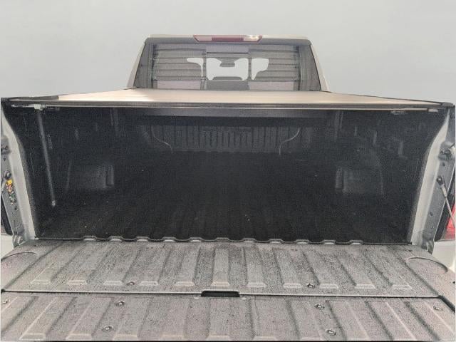 2023 GMC Sierra 1500 4WD Crew Cab 147 SLT