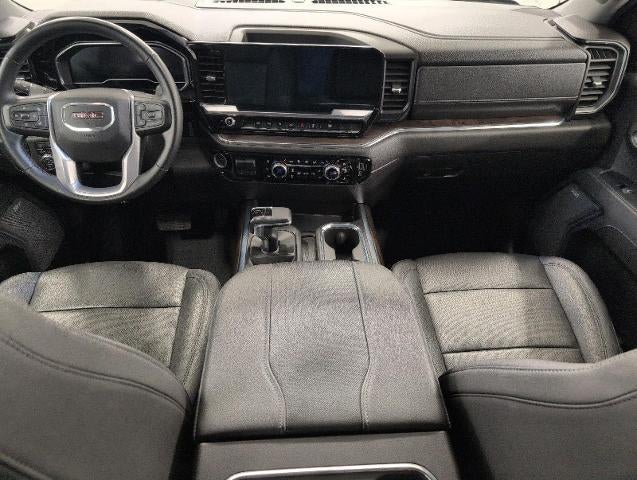 2023 GMC Sierra 1500 4WD Crew Cab 147 SLT