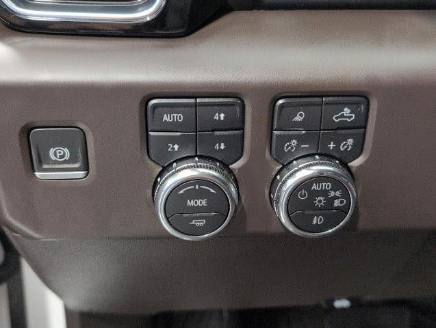 2024 GMC Sierra 1500 4WD Crew Cab 147 Denali