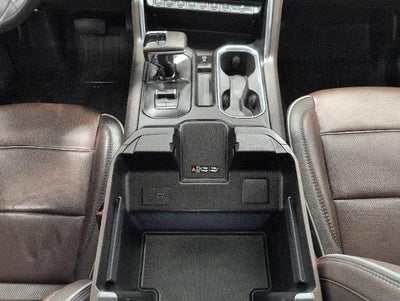 2024 GMC Sierra 1500 4WD Crew Cab 147 Denali