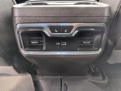 2024 GMC Sierra 1500 4WD Crew Cab 147 Denali
