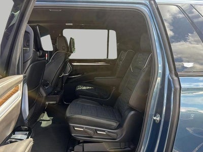 2025 Cadillac Escalade ESV 4WD 4dr Sport Platinum