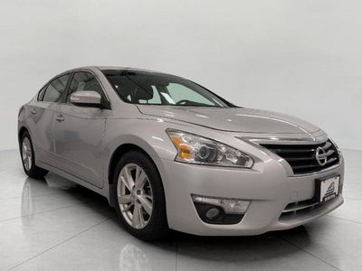 2014 Nissan Altima 4dr Sdn I4 2.5 SL