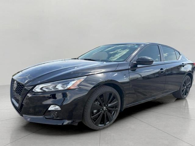 2022 Nissan Altima 2.5 SR AWD Sedan