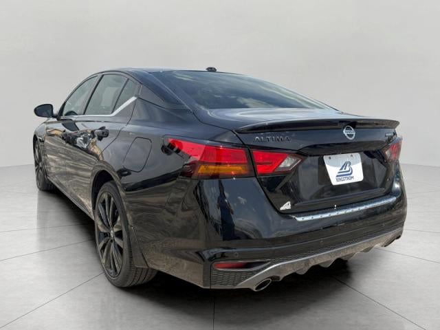 2022 Nissan Altima 2.5 SR AWD Sedan