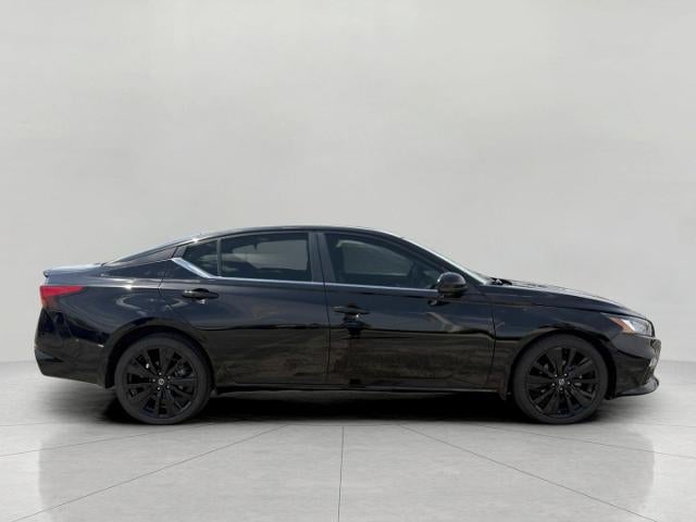 2022 Nissan Altima 2.5 SR AWD Sedan