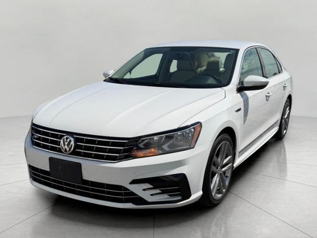 2017 Volkswagen Passat R-Line w/Comfort Pkg Auto