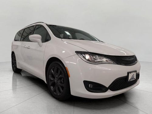 2020 Chrysler Pacifica Touring L Plus FWD
