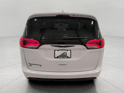 2020 Chrysler Pacifica Touring L Plus FWD