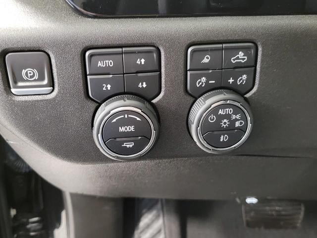 2023 Chevrolet Silverado 1500 4WD Crew Cab 147 RST