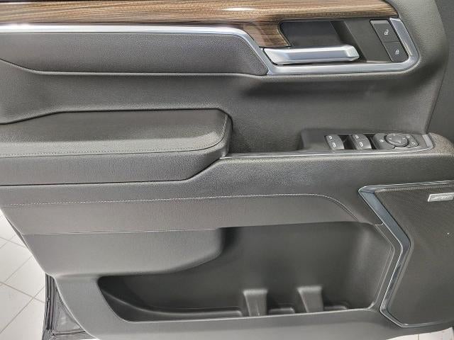 2023 Chevrolet Silverado 1500 4WD Crew Cab 147 RST