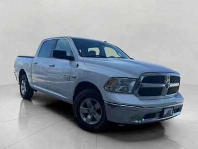 2019 RAM 1500 Classic SLT Crew Cab 4x4 5'7" Box